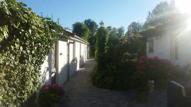 Les Trois Roses Abbeville